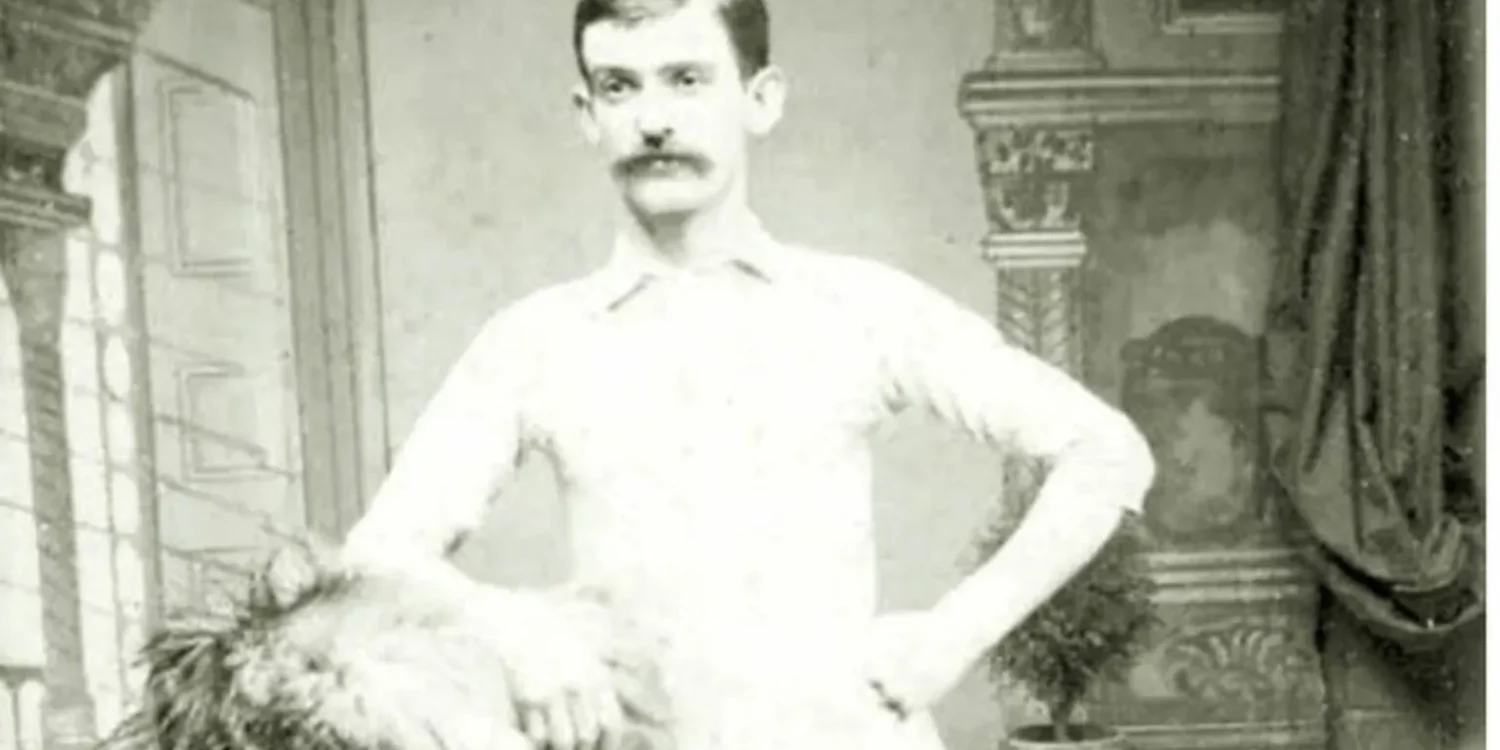 ilk futbolcu fergus suter