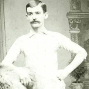 ilk futbolcu fergus suter