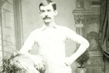 ilk futbolcu fergus suter